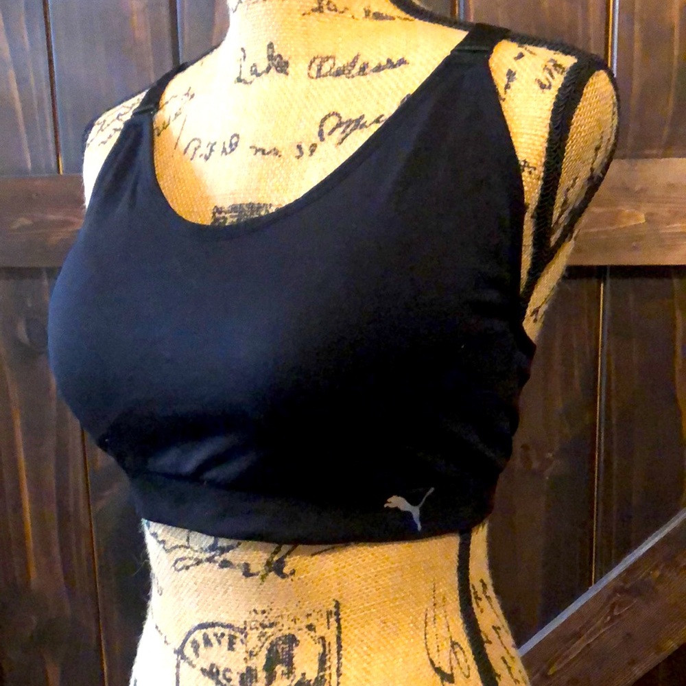 Puma sports bra - lightly padded/lined